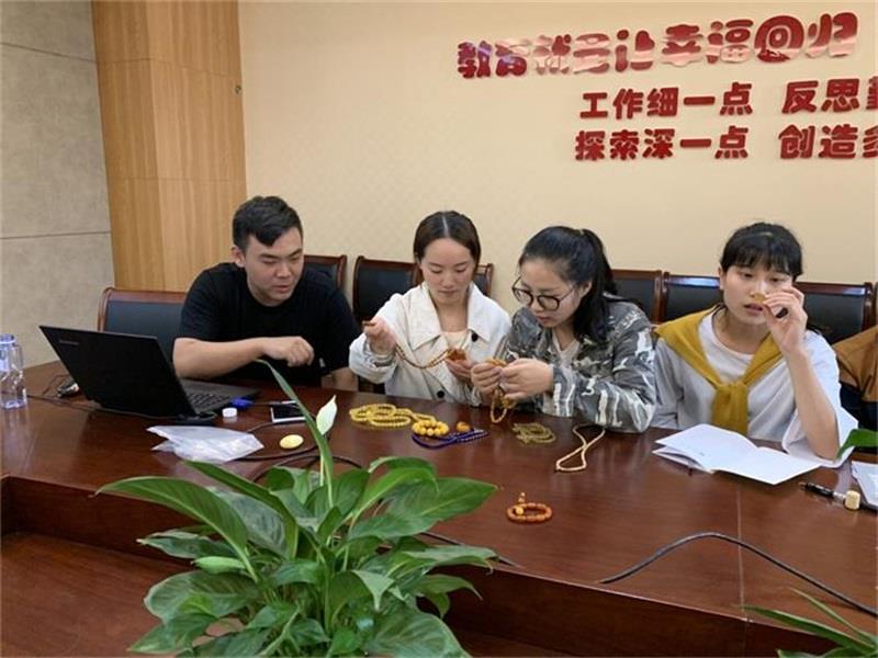 http://s.yun12.cn/xjyey/images/ylgdqzox33l20200618140610.jpg