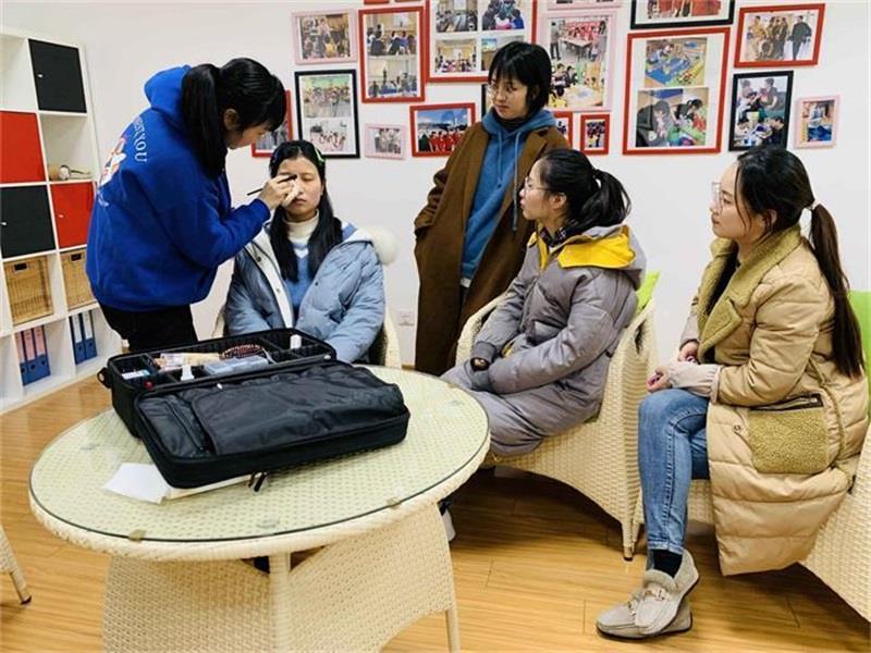 http://s.yun12.cn/xjyey/images/wgsha04405c20200618140447.jpg